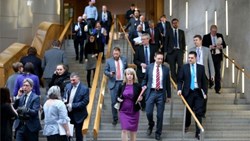 Scottish Parliament suspends referendum debate following Westminster terror attack