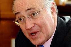 Lord Howard ruffles some feathers for comparing Gibraltar to the Falklands war