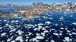'Disaster looms as Greenland ice melts'